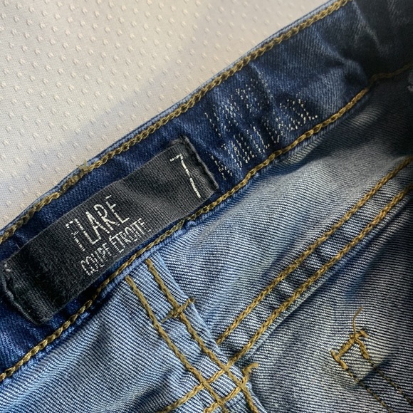 (2 for $20) Denim Blue Jeans Flare Low Rise size 7 - Picture 2 of 8